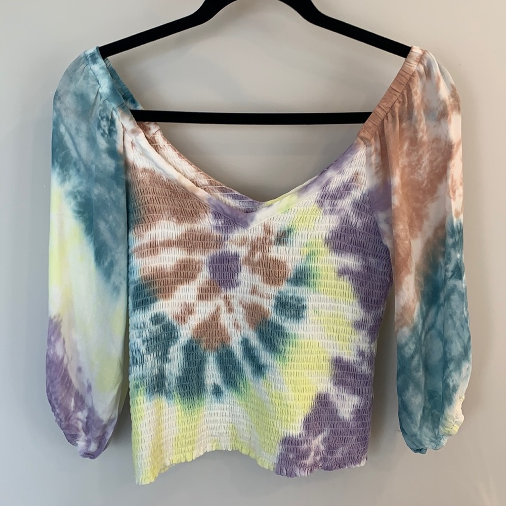 NWOT Chaser Sweetheart Neckline Top